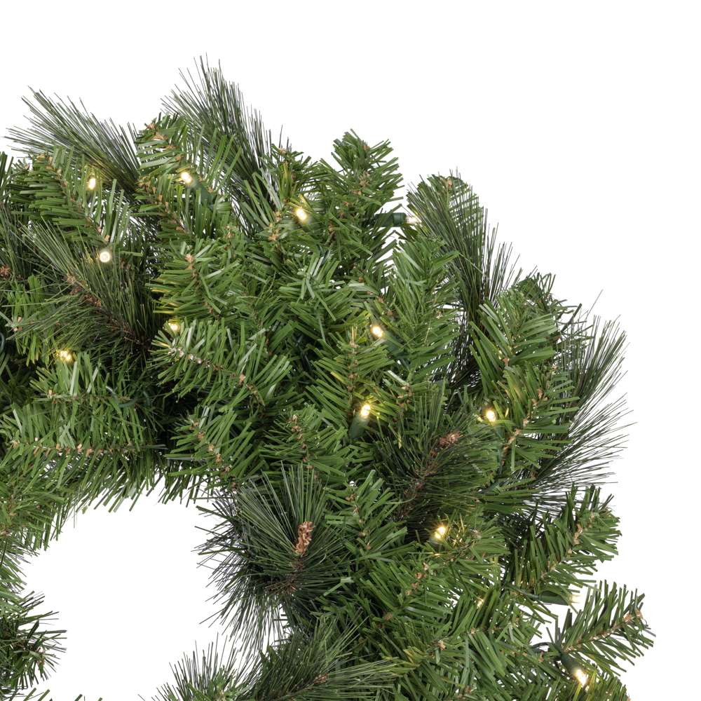 Mixed Pine Wreaths (Plug-In)