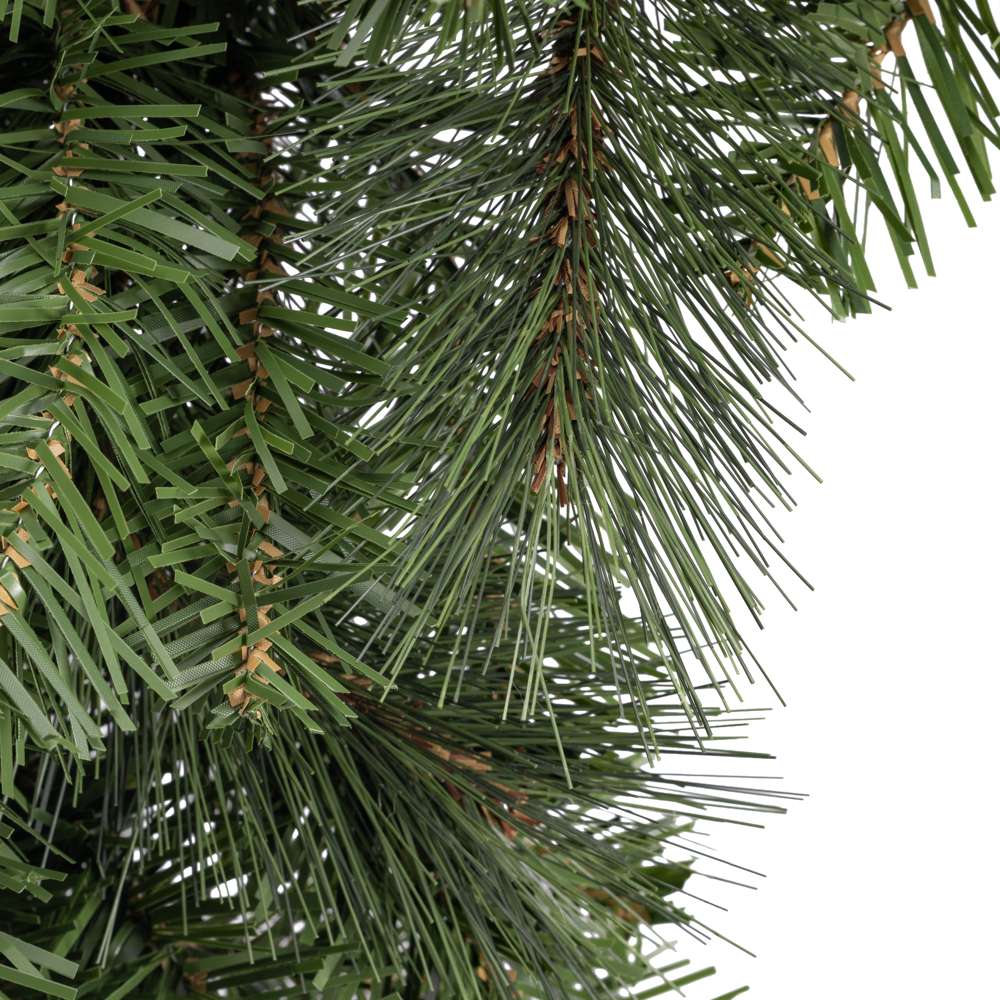 Mixed Pine Wreaths (Unlit)