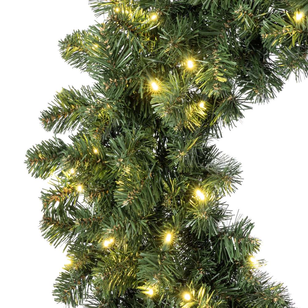 Sequoia Wreaths (Plug-In)
