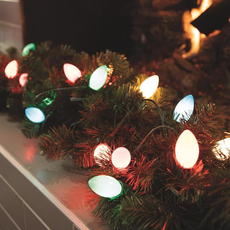 C9 25L 12" Spacing Classic Lights (Retail Box)