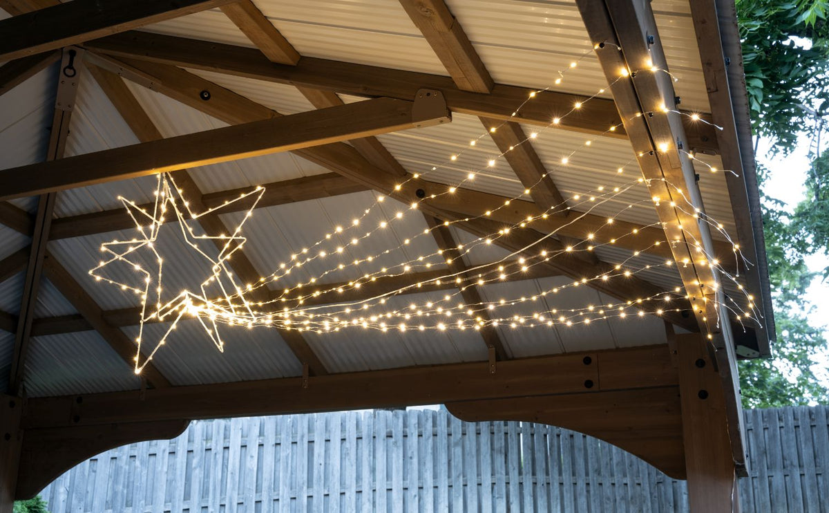 22.5ft Rotating Star w/ Cascade Lights (Retail Box)