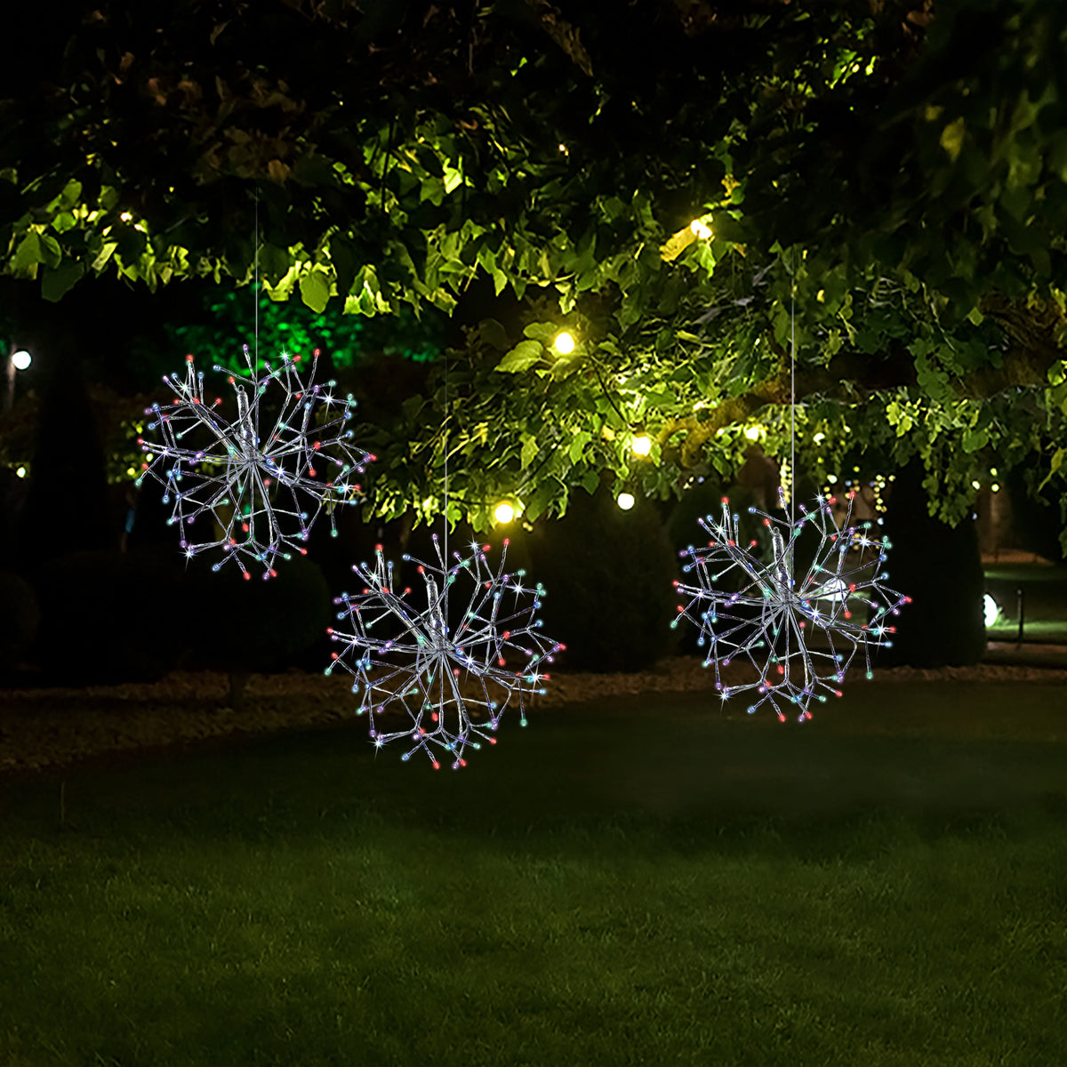 16" Twinkle Shimmering Spheres (Silver Wrap)