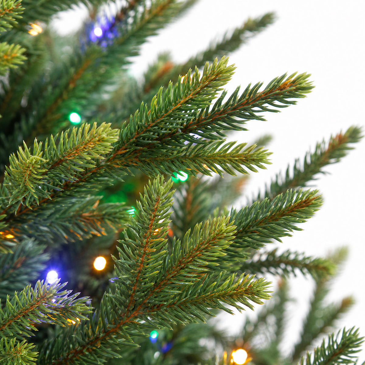 Aspen Pine Sparkle Christmas Tree