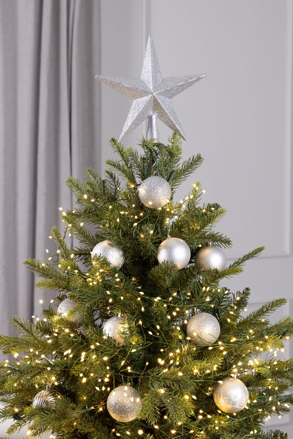 10ft Cluster Garland  (Reel)