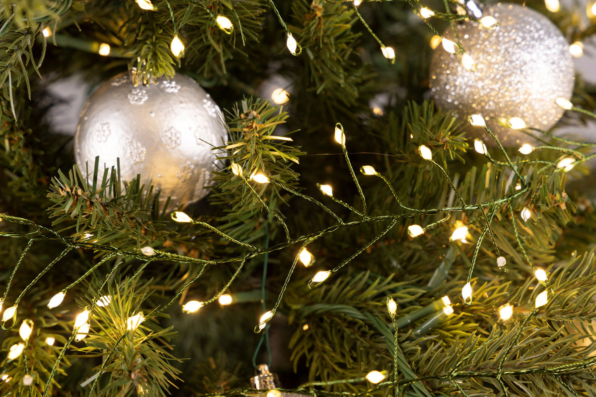 10ft Cluster Garland  (Reel)